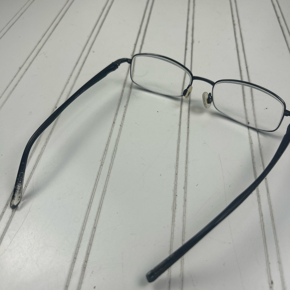 Black Metal Frame Rectangle Readers – Unisex Eyeglasses - Picture 3 of 6
